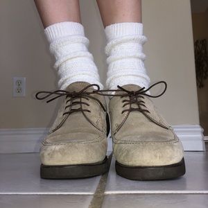 Classic Suede Oxford-Style Hush Puppies